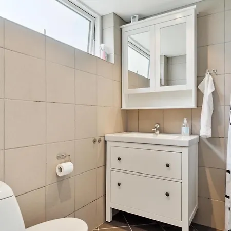 Lejlighed Charmerende 3br Familiehus Naer Centrum *